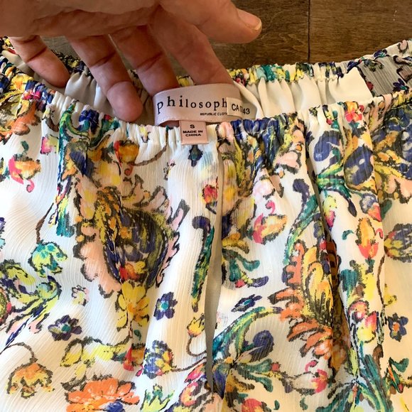 Philosophy Printed Off-shoulder Blouse - Picture 2 of 7